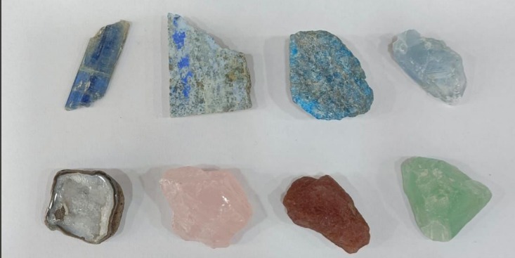 Raw Crystals 